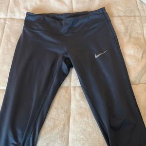 Dark blue NIKE dri-fit capri workout pants